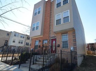 1127 Holbrook Ter NE, Washington, DC 20002