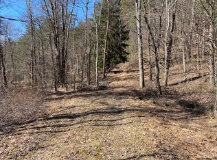 1039 Barton Hollow Rd, East Waterford, PA 17021