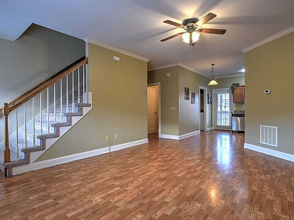5th image of 49 Stonebriar Ct #49