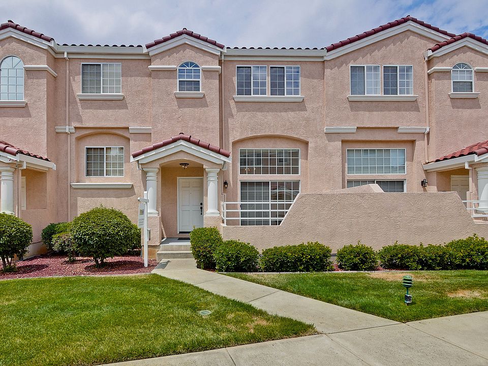 1st image of 7012 Silver Brook Ct