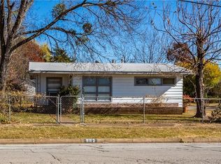 902 Westridge Ave, Lancaster, TX 75146