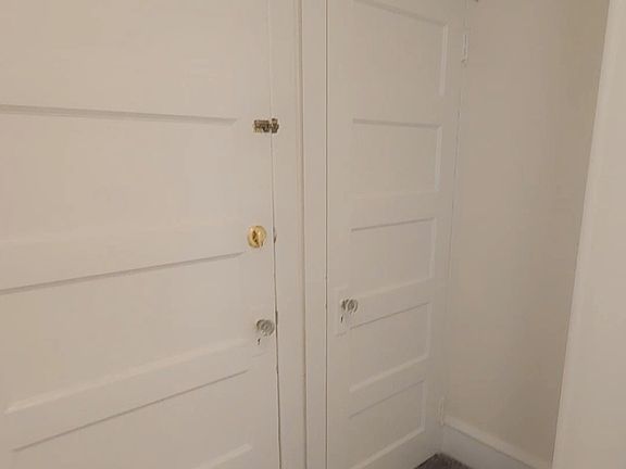 3rd image of 305 W Broad St APT 2