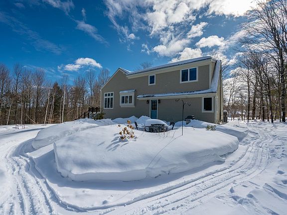 3rd image of 112 Apple Hill Road