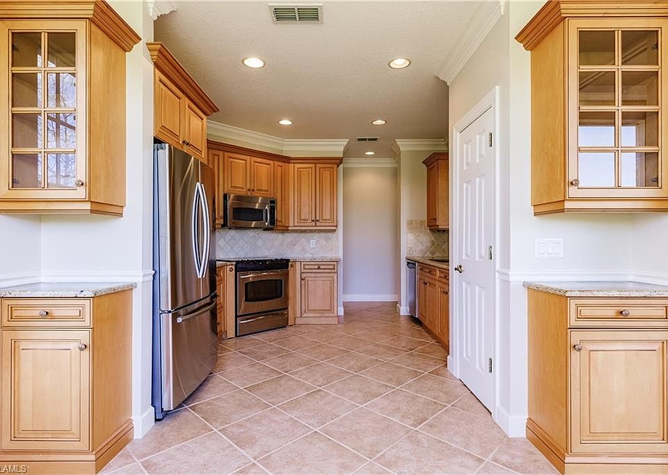 1st image of 9261 Indigo Isle CT #102