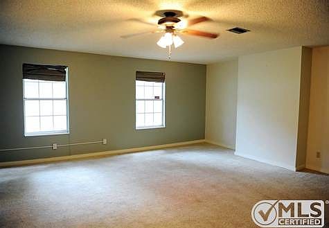 3rd image of 3703 Cassandra Dr
