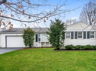 802 Chapel Hill Rd, Indianapolis, IN 46214