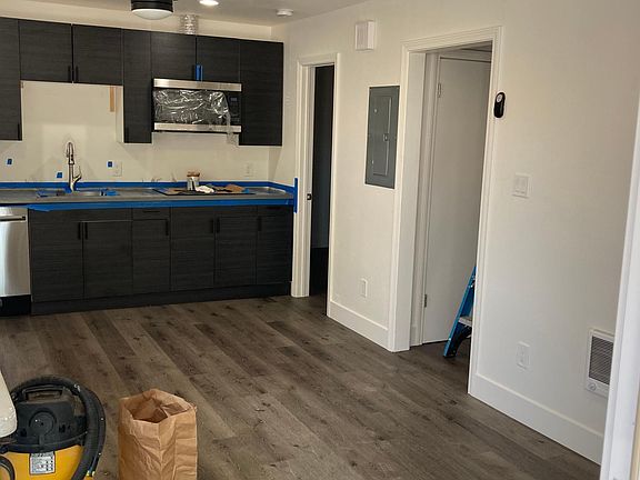 4th image of 36 Arrowhead Ln