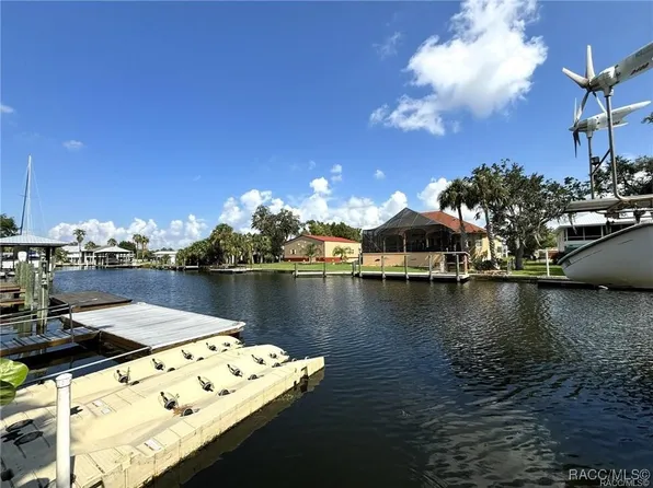 1911 NW 15th St, Crystal River, FL 34428