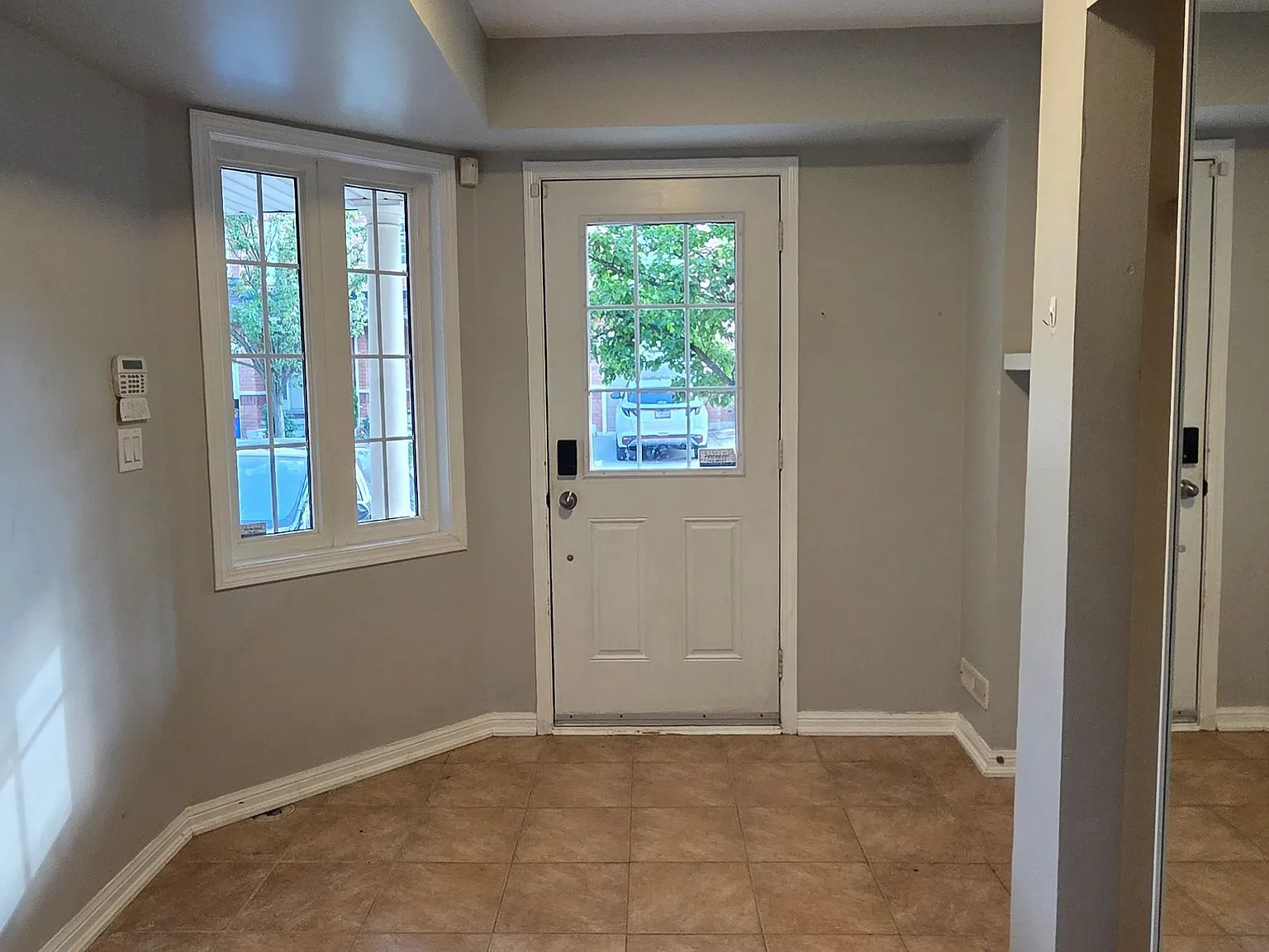 2 bed, $2,700 — Photo 2