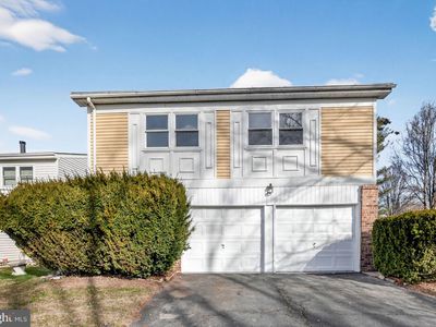 102 Chesapeake Dr, Newtown, PA, 18940