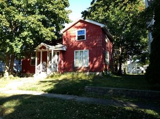 206 S Jackson Ave, Polo, IL 61064