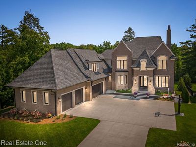 1901 Traceky, Rochester Hills, MI, 48306