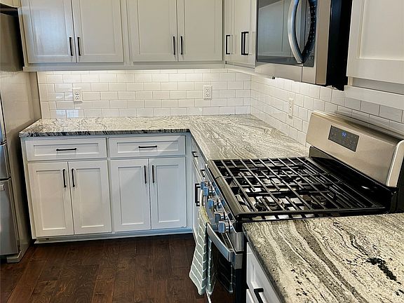 5th image of 112 Allisha Ct