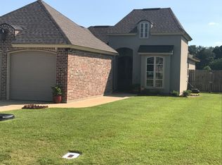 302 Fleur De Lis Dr, Sterlington, LA 71280