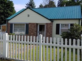 2 Shannon St, Bath, NY 14810