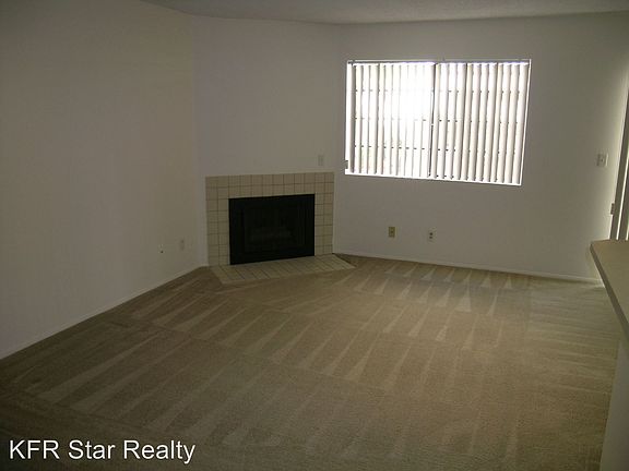 3rd image of 4205 Ohio St Unit 107