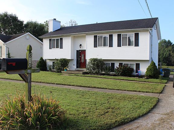 5th image of 810 Edgebrook Dr
