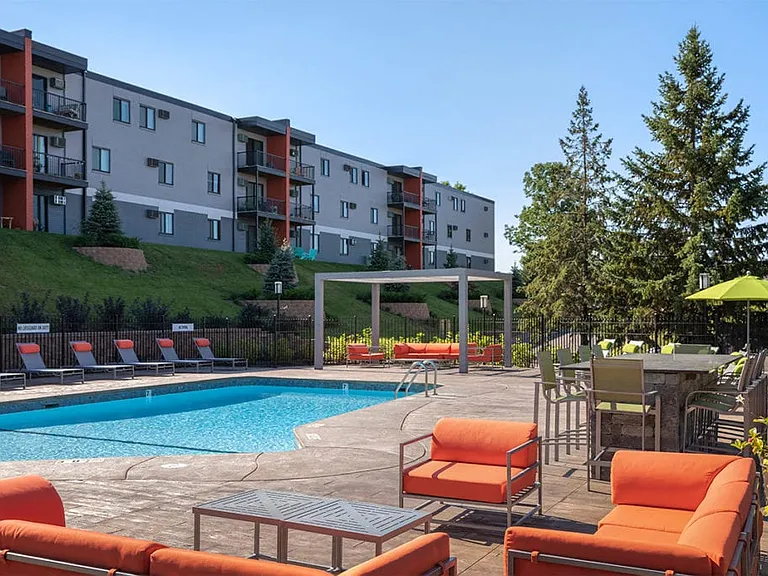The Pointe at Cedar Grove — Photo 9