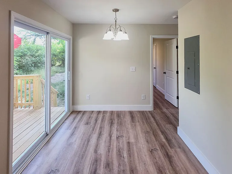 1422 Nolan Ave NW — Photo 11