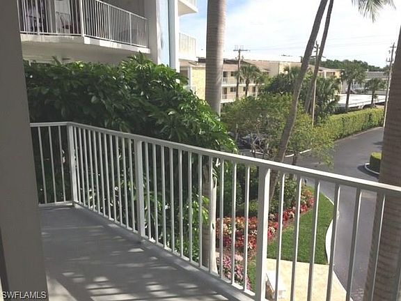 2nd image of 1300 Gulf Shore Blvd N APT 300
