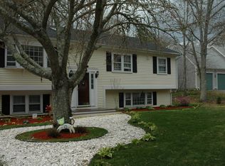 47 Gleneagle Dr, Centerville, MA 02632