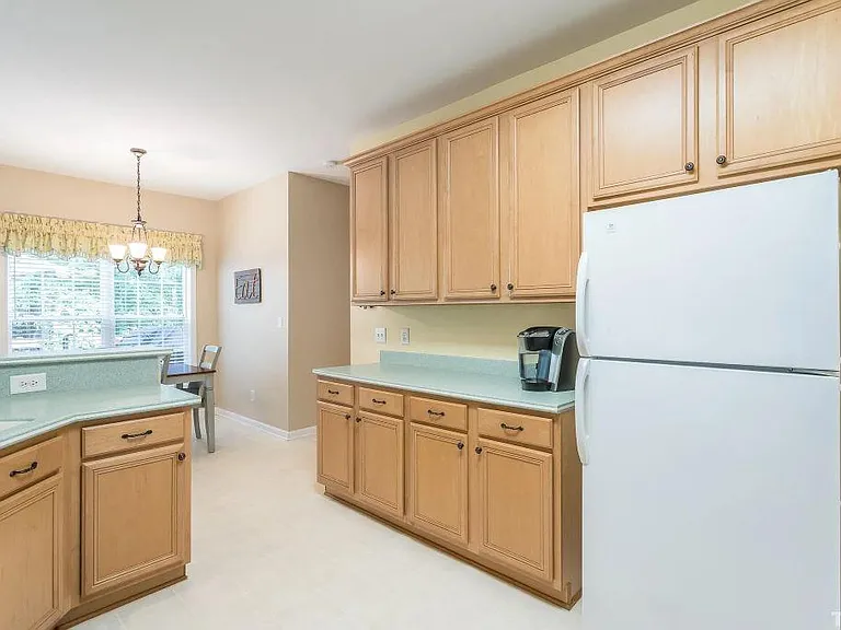 7520 Chesley Ln — Photo 12
