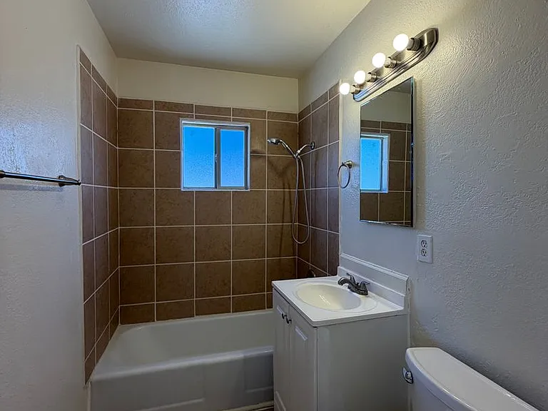 1400 Nancy St — Photo 21