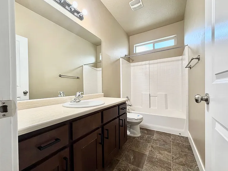 6883 S Suzanne Dr — Photo 8