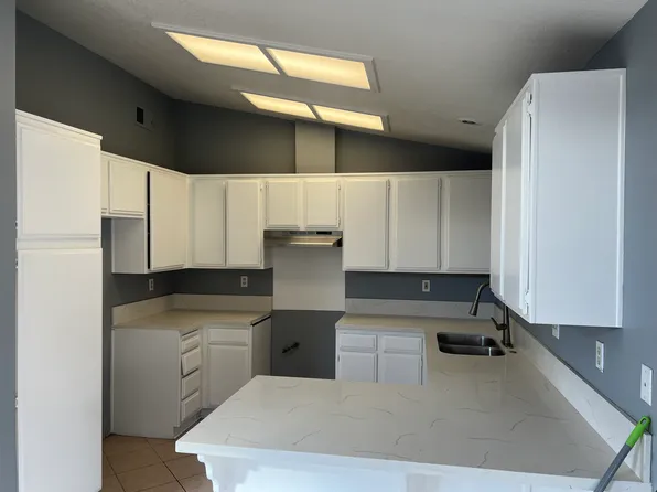 37738 Avenida De Casas, Palmdale, CA 93552