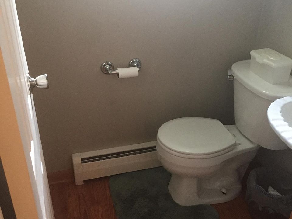 1st image of 23 Saint Lucia Ln