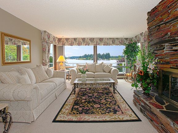 5th image of 1204 Mountain View Blvd S