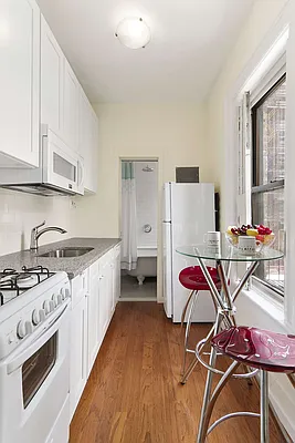 Rented by Brown Harris Stevens | media 10