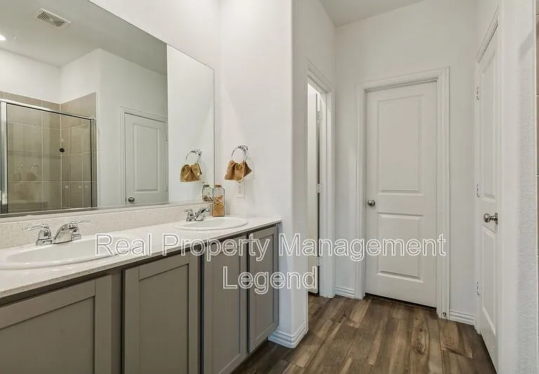3803 Thomas Plains Dr — Photo 17