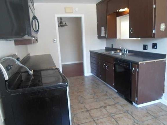 4th image of 1440 Dena Ct