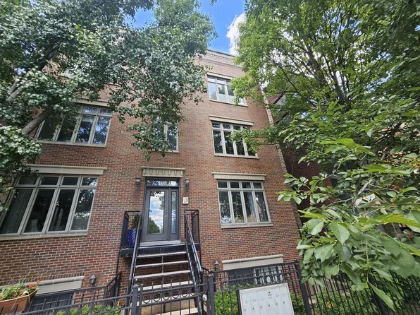 1326 W Grenshaw St #2-D, Chicago, IL 60607