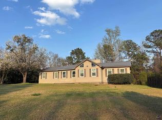 121 Girl Scout Rd, Lizella, GA 31052