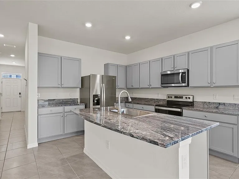 33055 Tulip Petal Ln — Photo 7