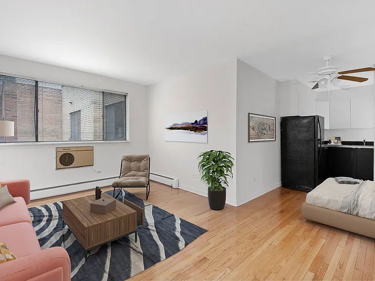441 W. Barry — Photo 11