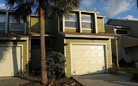1st image of 2734 1st Ave
