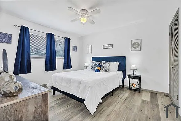 5647 Gaston Ave #117 — Photo 4