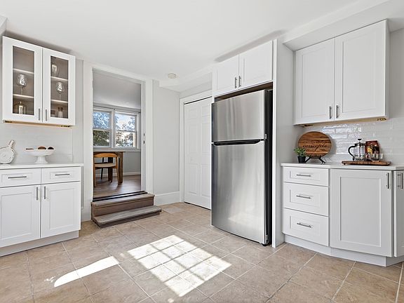 5th image of 5 Kenwood St #3