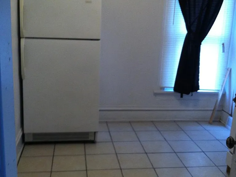 803 W 20th St #4 — Photo 3