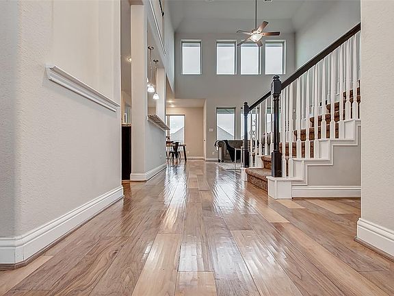4th image of 24018 Kingdom Isle Ln