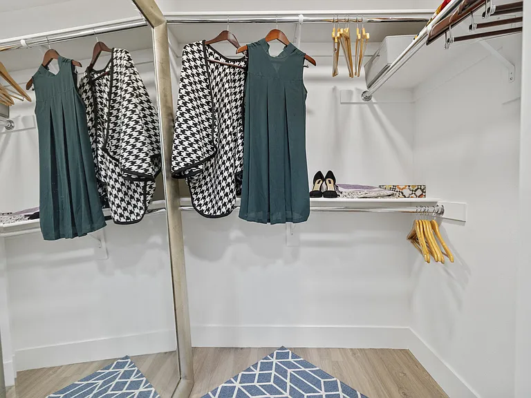 Living at NoHo — Photo 35