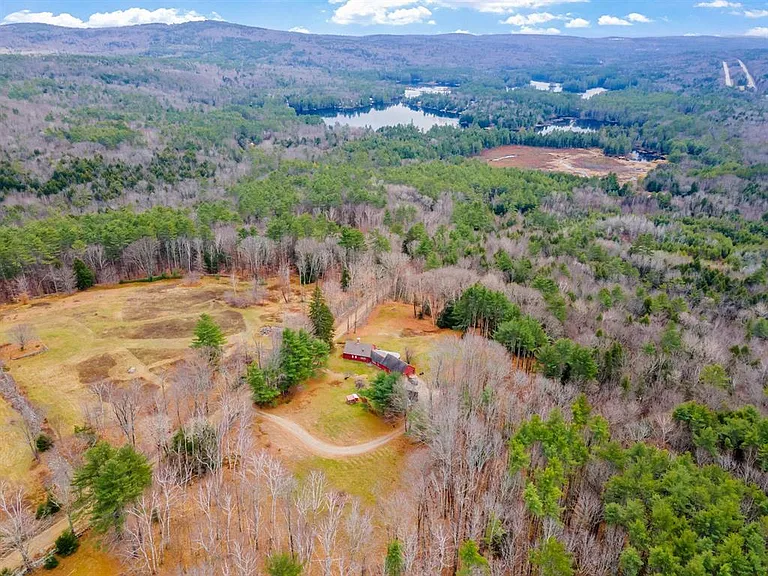 195 Pinnacle Ridge Rd — Photo 4