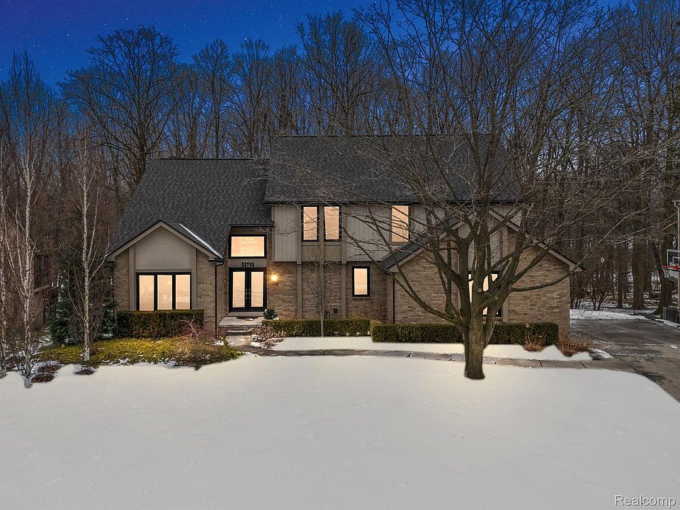 1st image of 38765 Horton Dr