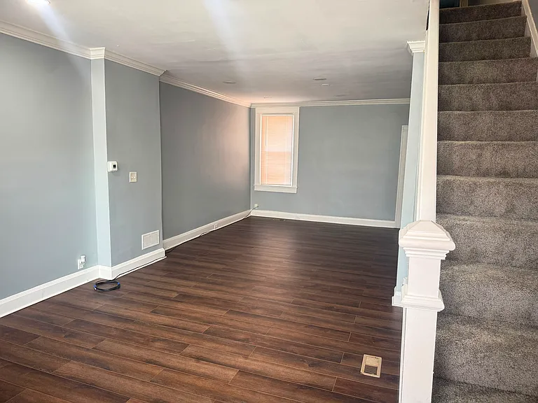 2809 Mayfield Ave — Photo 14