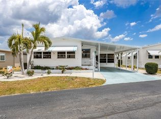 101 Elise Dr, Fort Myers, FL 33908