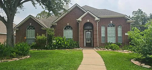 9406 Sunlake Dr Photo 1