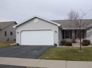 3823 Western Dr, Oshkosh, WI 54901